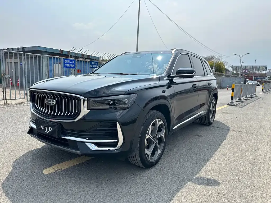 Geely Xingyue L — фото 1