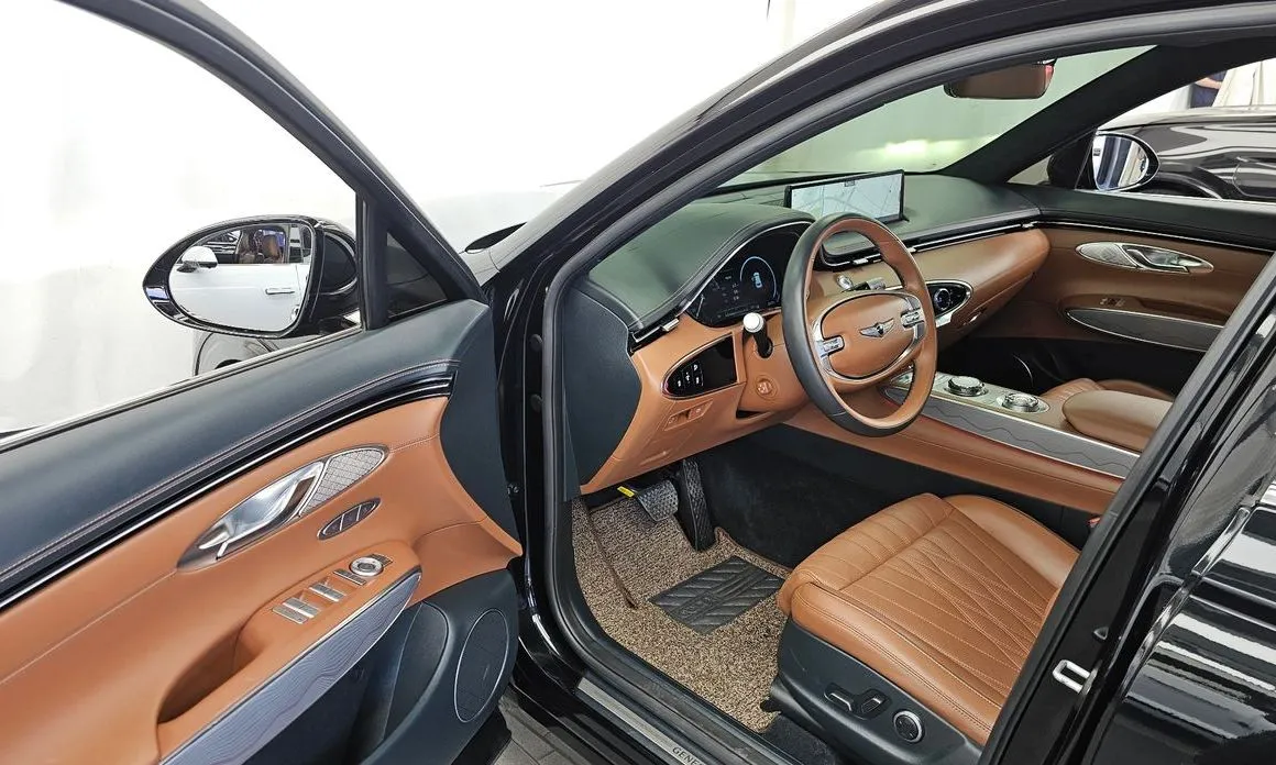 Genesis GV70 2024 из KR, фото 8