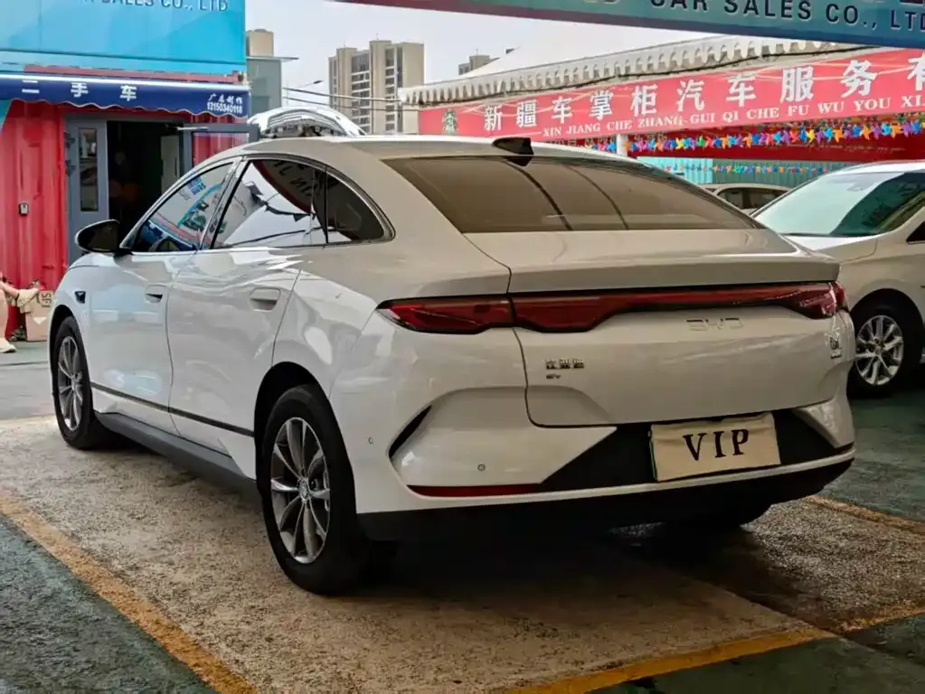 BYD Qin L — фото 8
