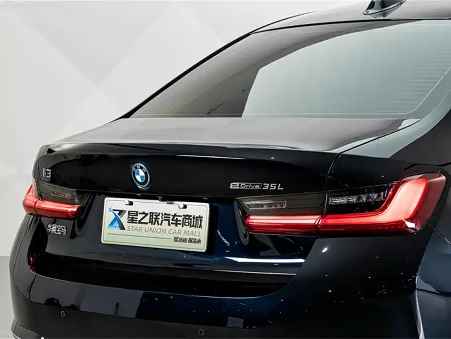 BMW i3 — фото 5
