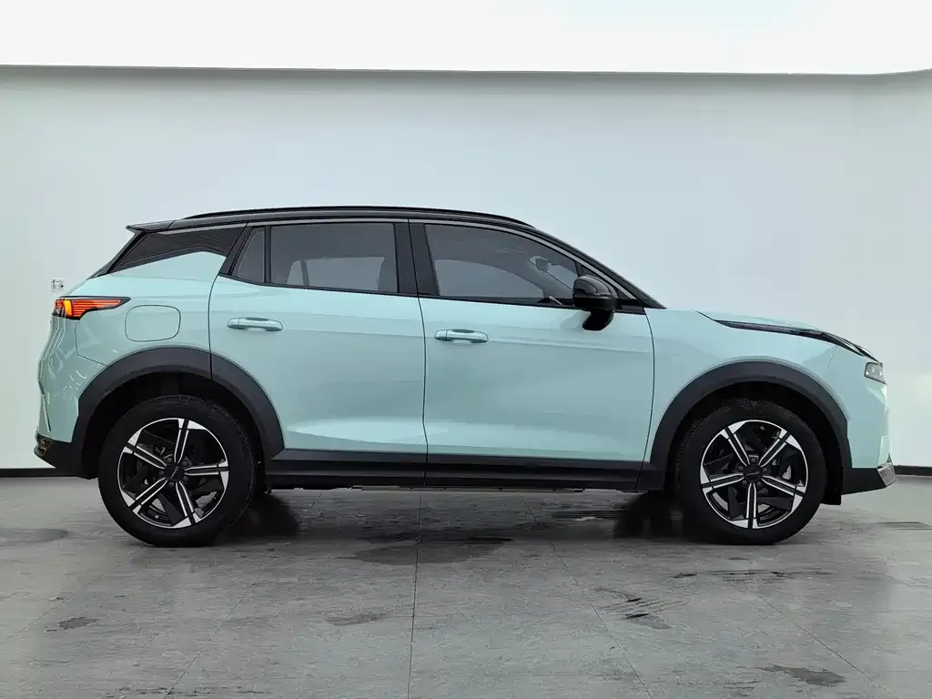 Lynk & Co 06 EM-P 2024 из CN, фото 8