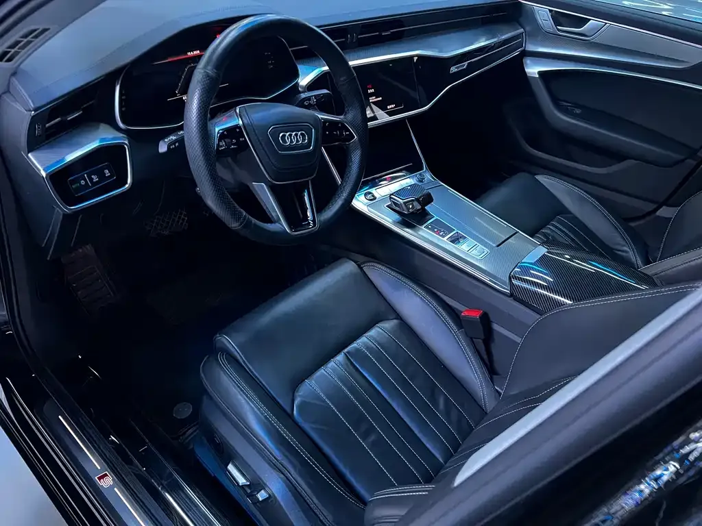 Audi A6L — фото 4