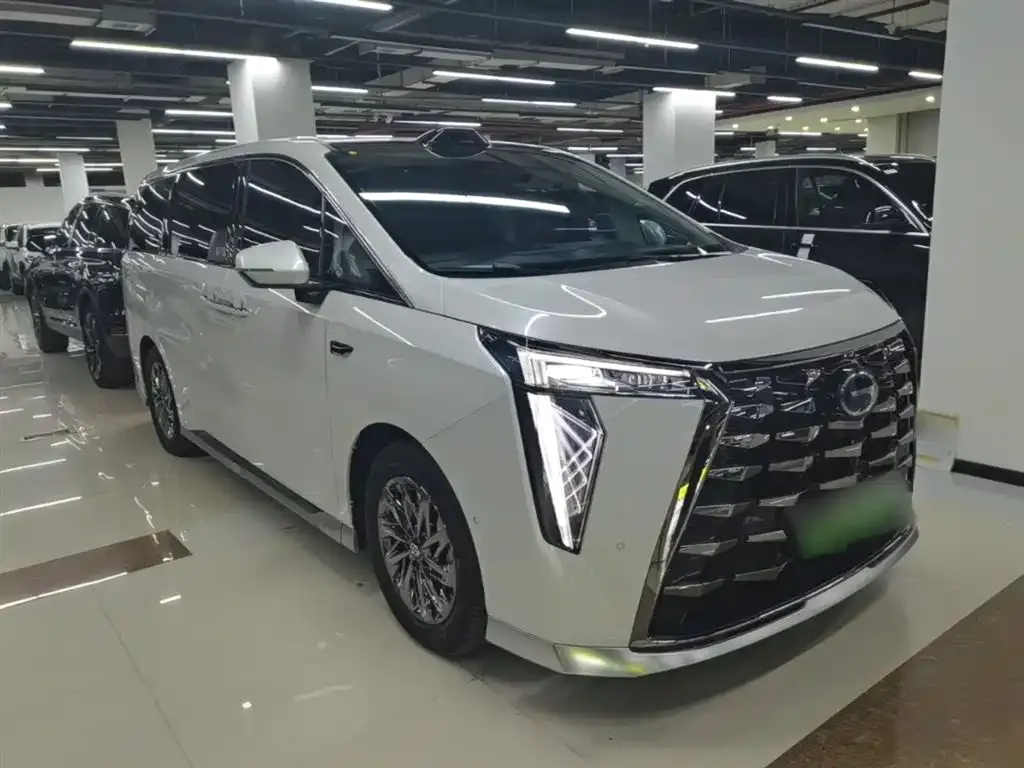 GAC Motor Trumpchi M8 — фото 10