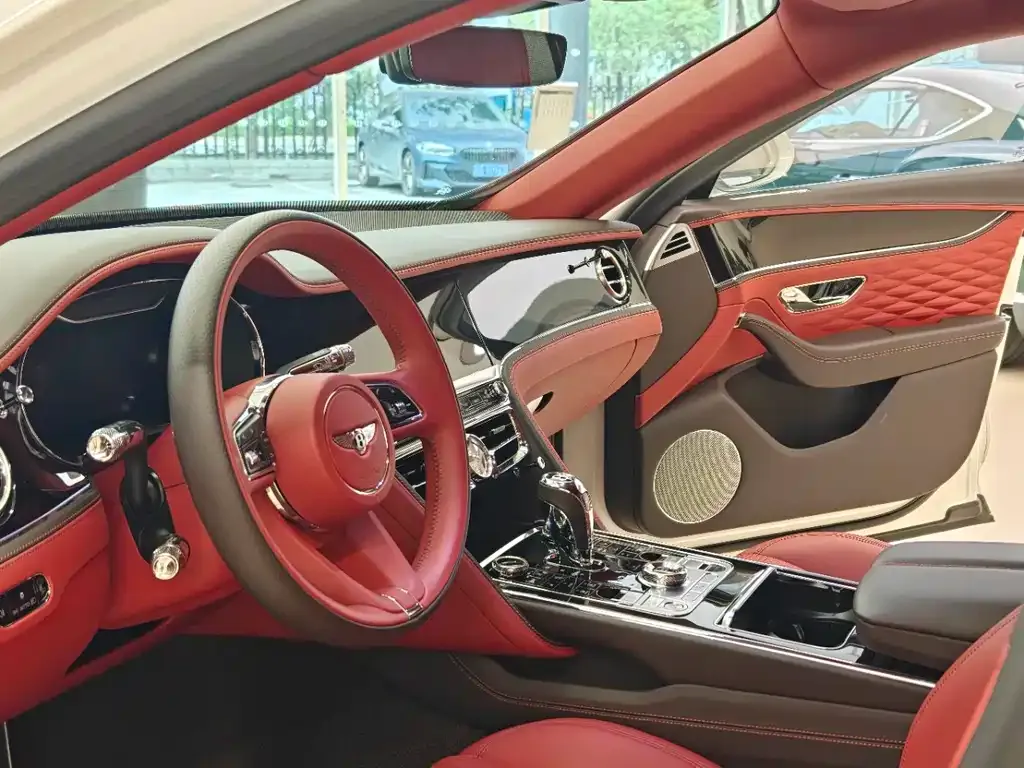 Bentley Flying Spur PHEV 2022 из CN, фото 8