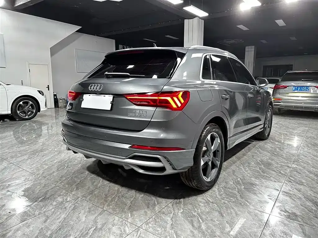 Audi Q3 — фото 7