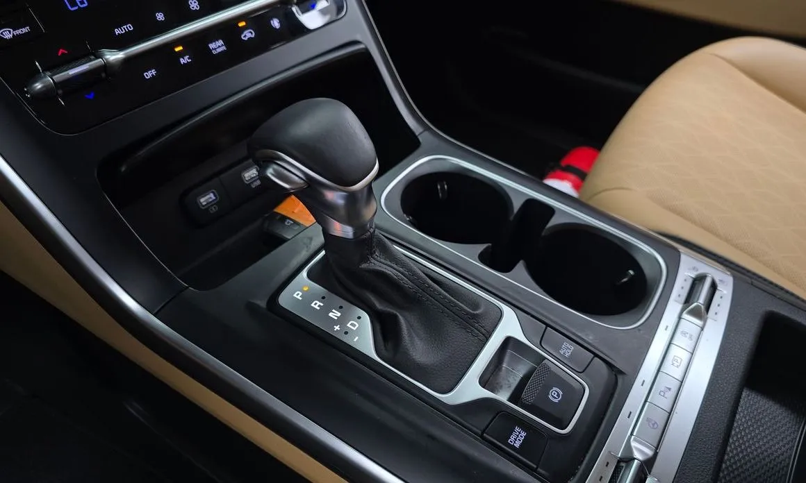 Kia Carnival 2023 из KR, фото 8