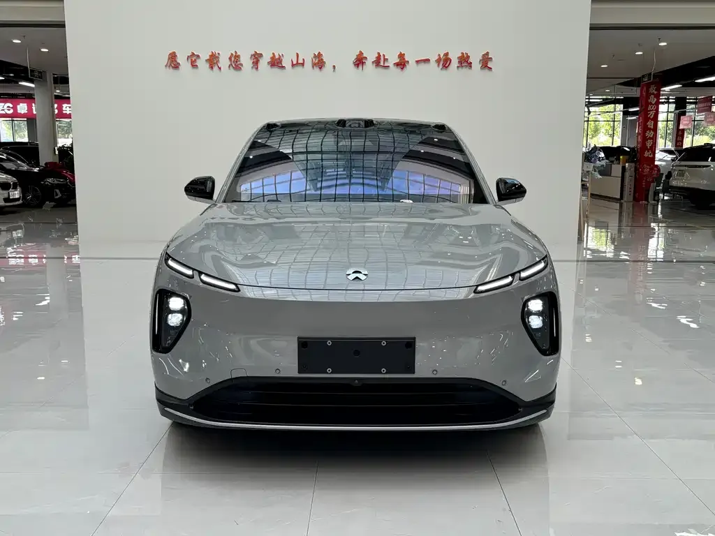 NIO EC6 — фото 10
