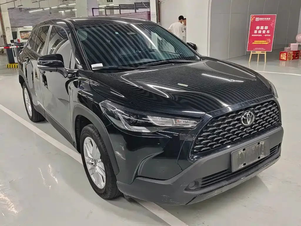 Toyota Corolla Cross — фото 4