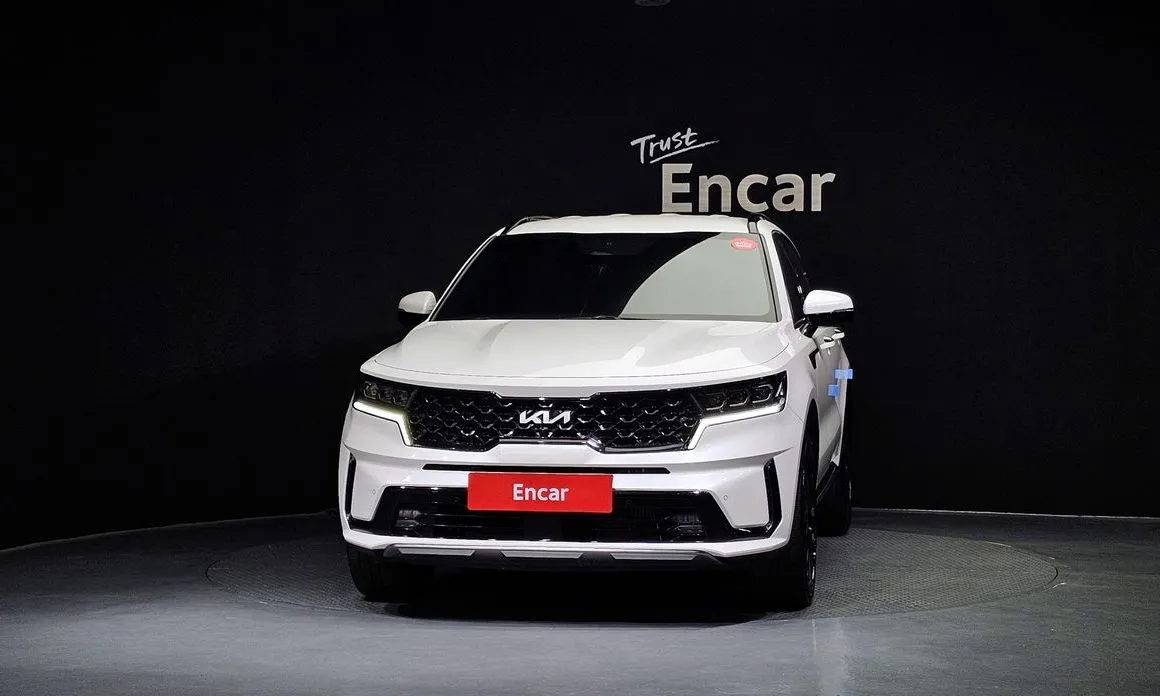 Kia Sorento — фото 8