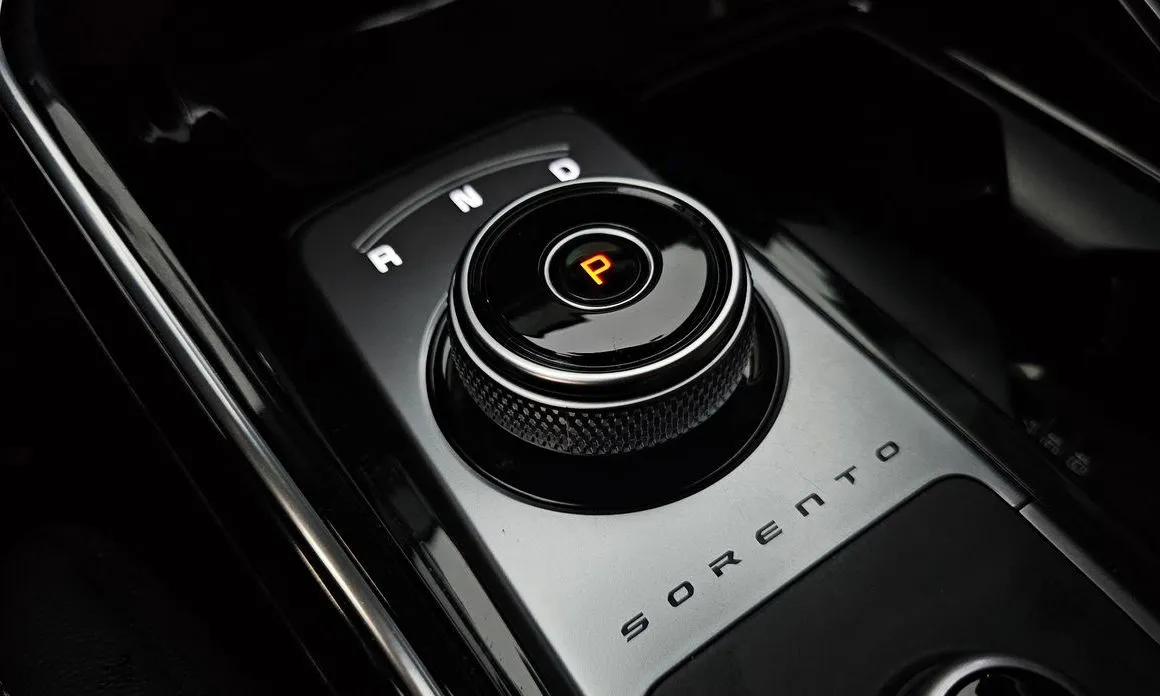 Kia Sorento — фото 2