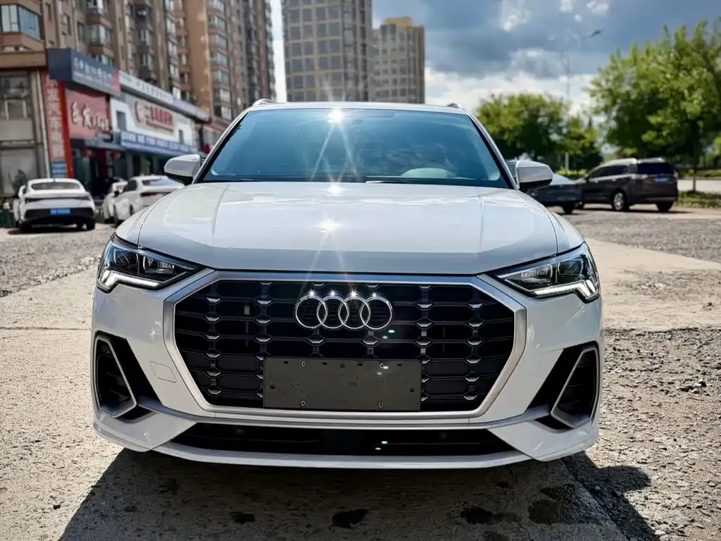 Audi Q3 — фото 2