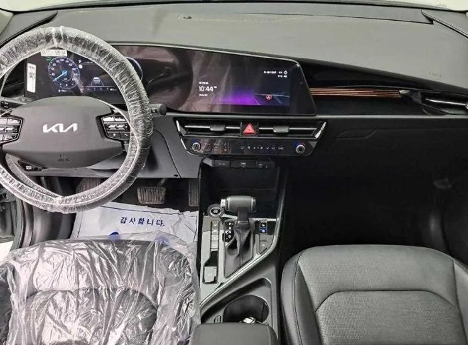 Kia Niro — фото 10