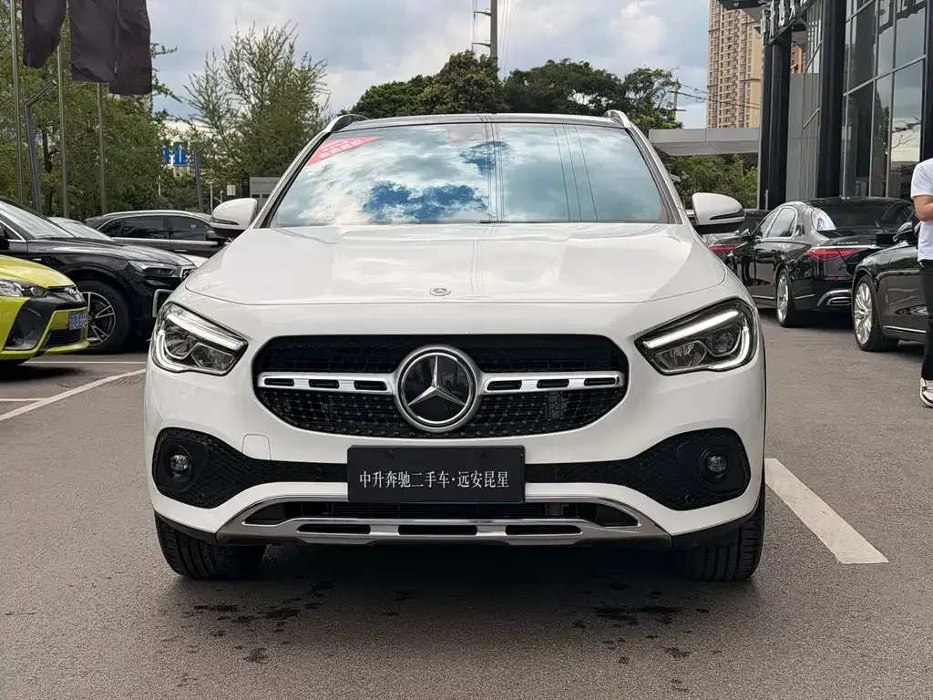 Mercedes-Benz GLA — фото 9