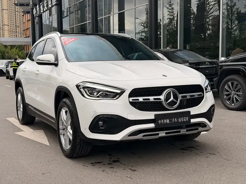 Mercedes-Benz GLA — фото 6