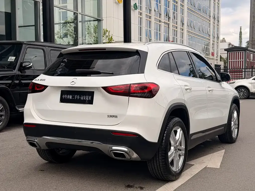 Mercedes-Benz GLA — фото 7