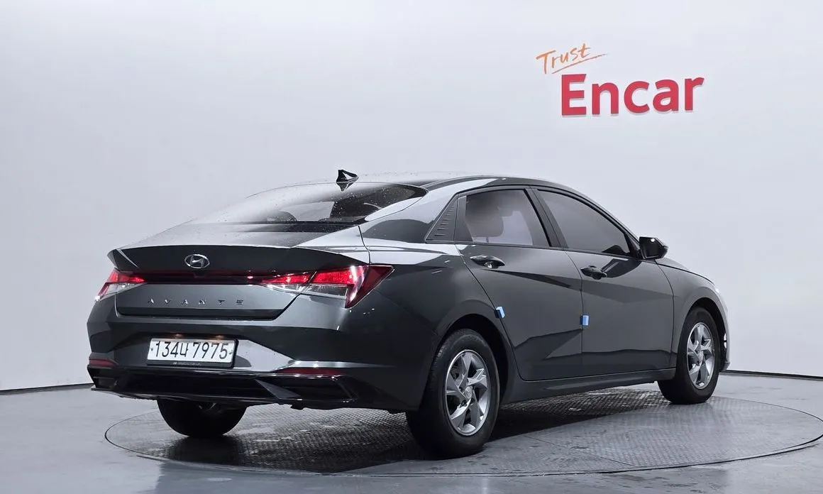 Hyundai AVANTE — фото 2