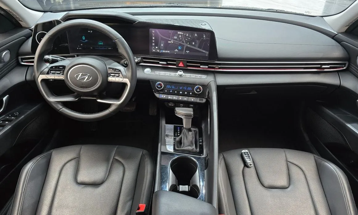 Hyundai AVANTE — фото 4