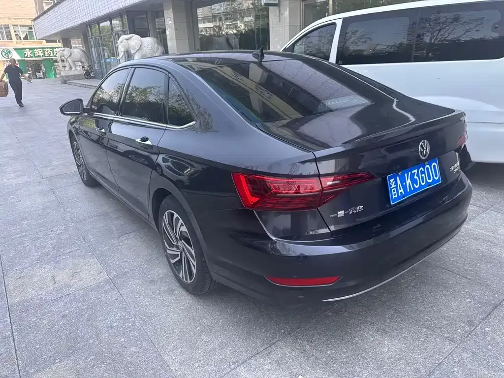 Volkswagen Sagitar 2022 из CN, фото 4