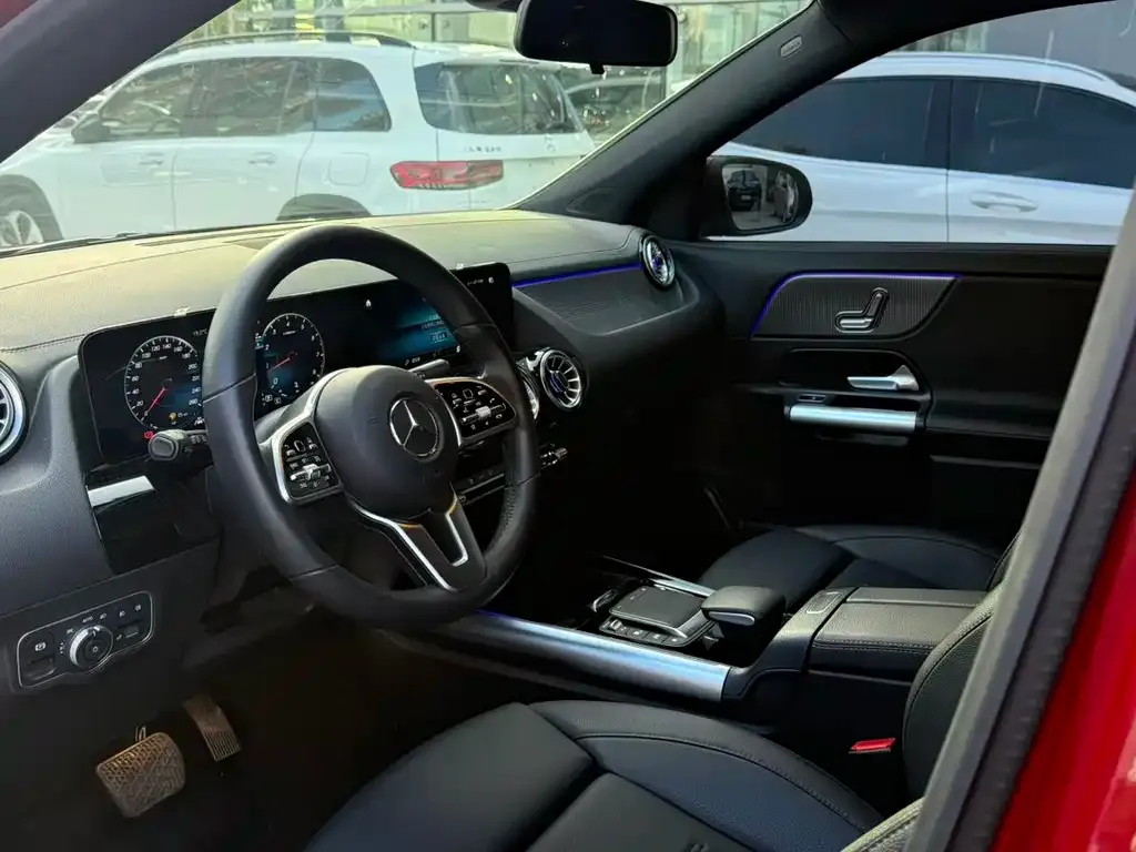 Mercedes-Benz GLA 2023 из CN, фото 2