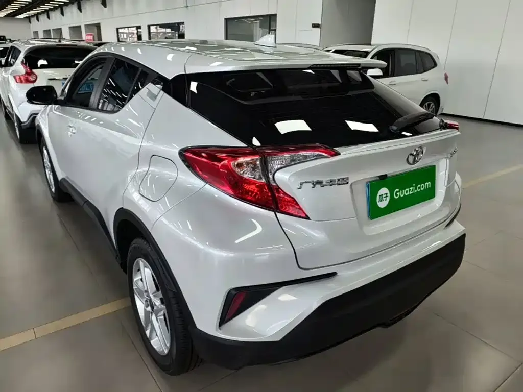 Toyota C-HR 2023 из CN, фото 9