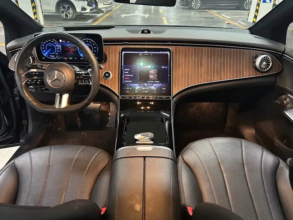 Mercedes-Benz EQE 2023 из CN, фото 4