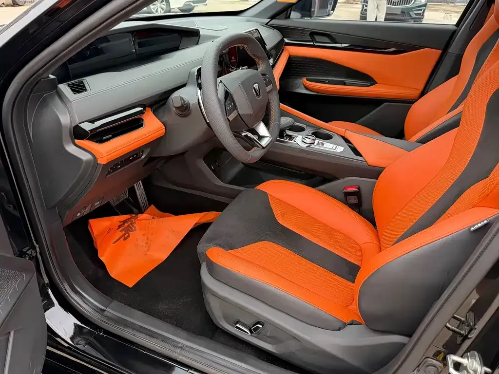 Changan UNI-V 2023 из CN, фото 5