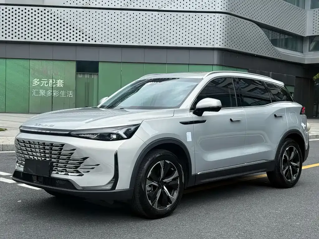 BAIC X7
