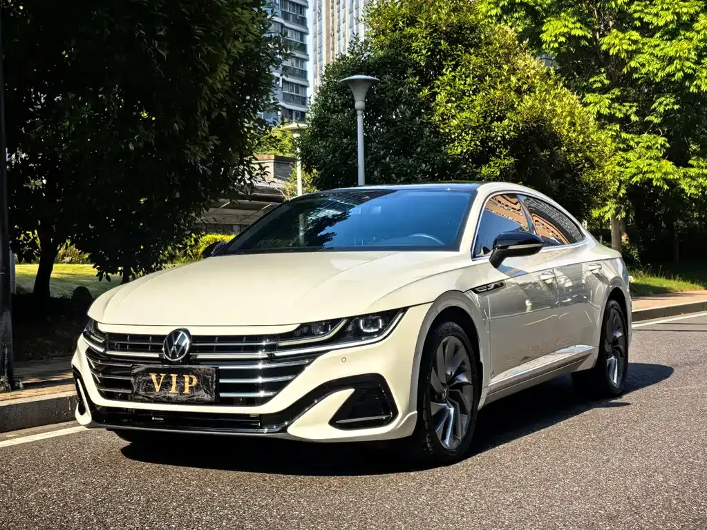 Volkswagen CC — фото 1