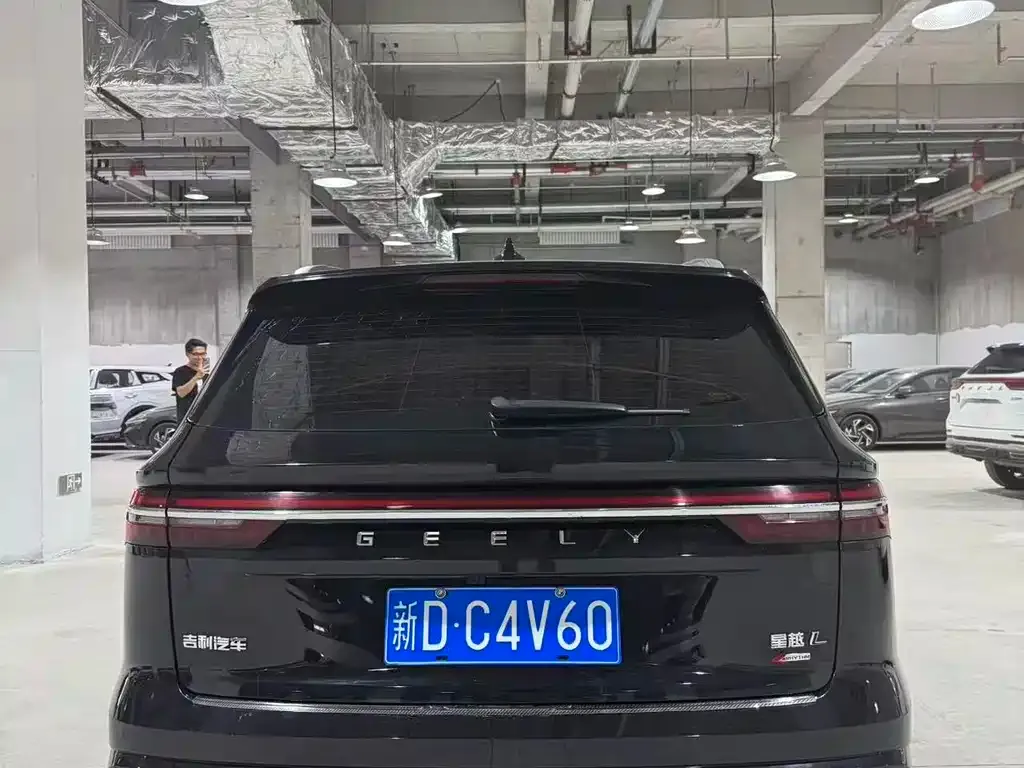Geely Xingyue L — фото 4