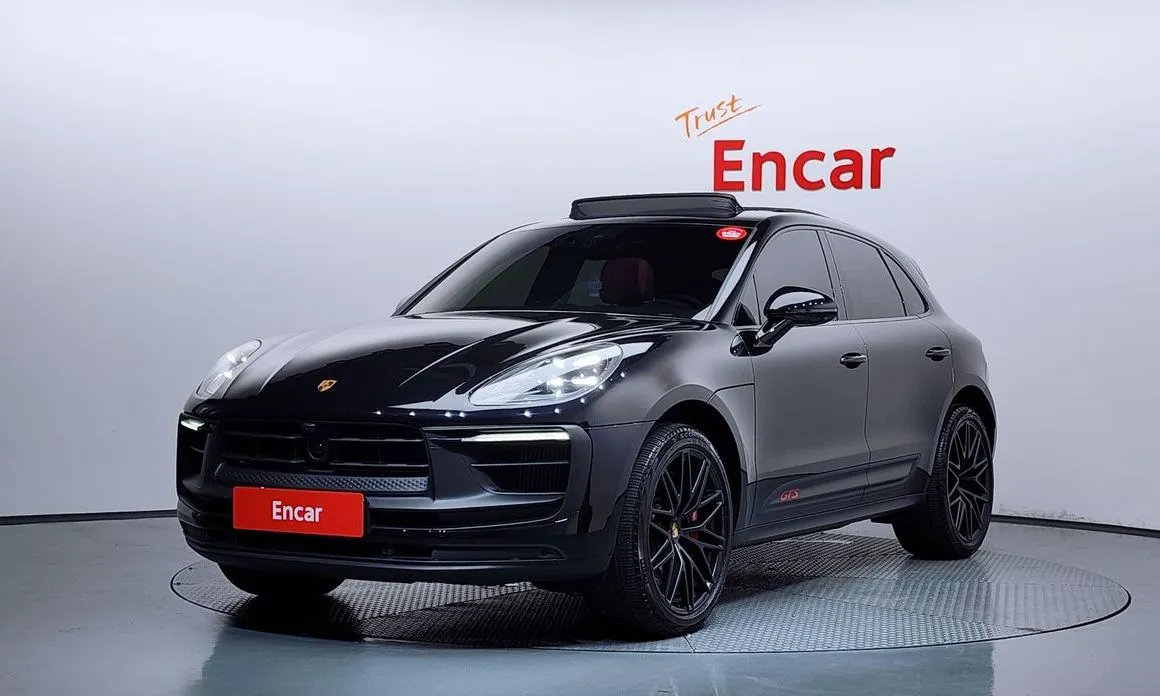 Porsche Macan — фото 1
