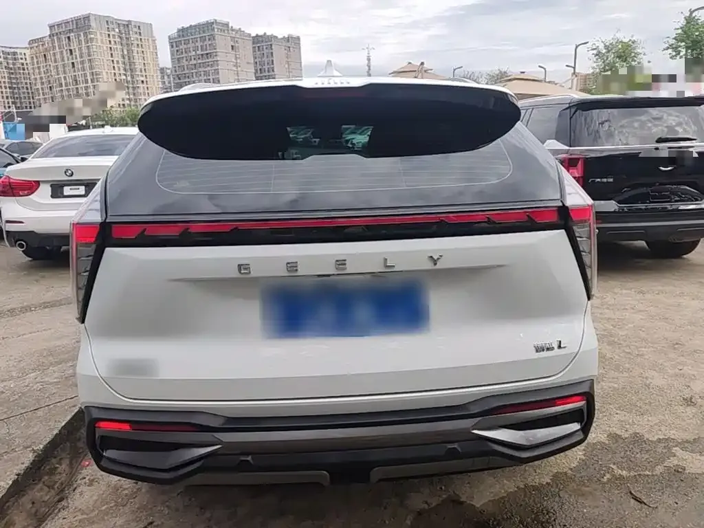 Geely Boyue L 2023 из CN, фото 3