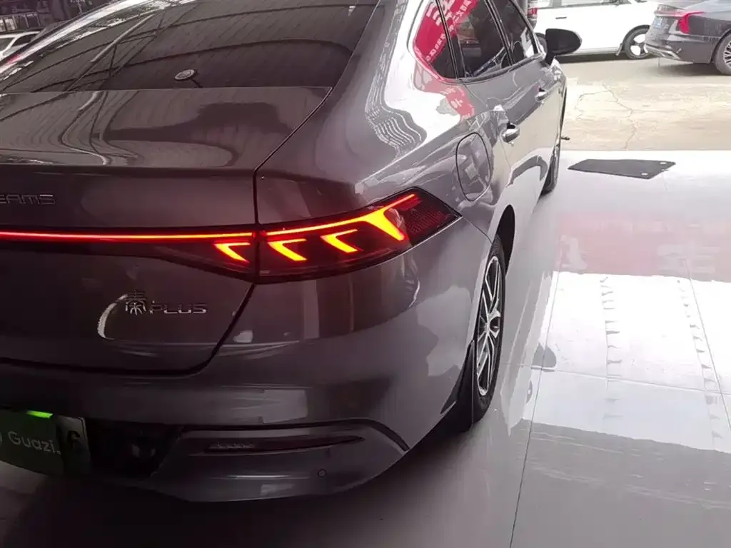 BYD Qin PLUS 2023 из CN, фото 3