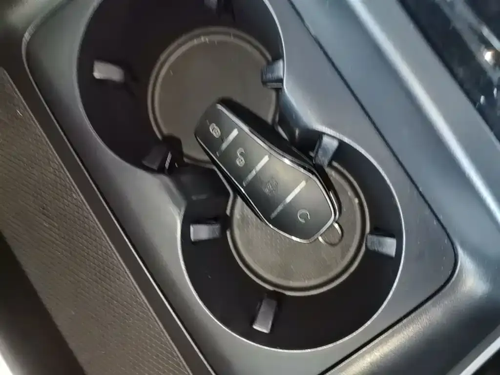BYD Qin PLUS 2023 из CN, фото 2