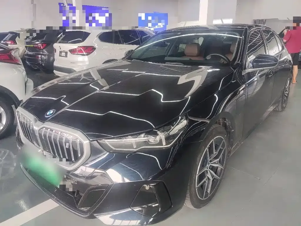 BMW i5 — фото 6