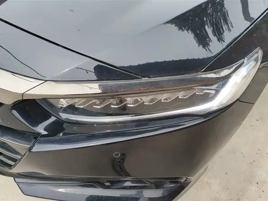 Honda Accord — фото 4