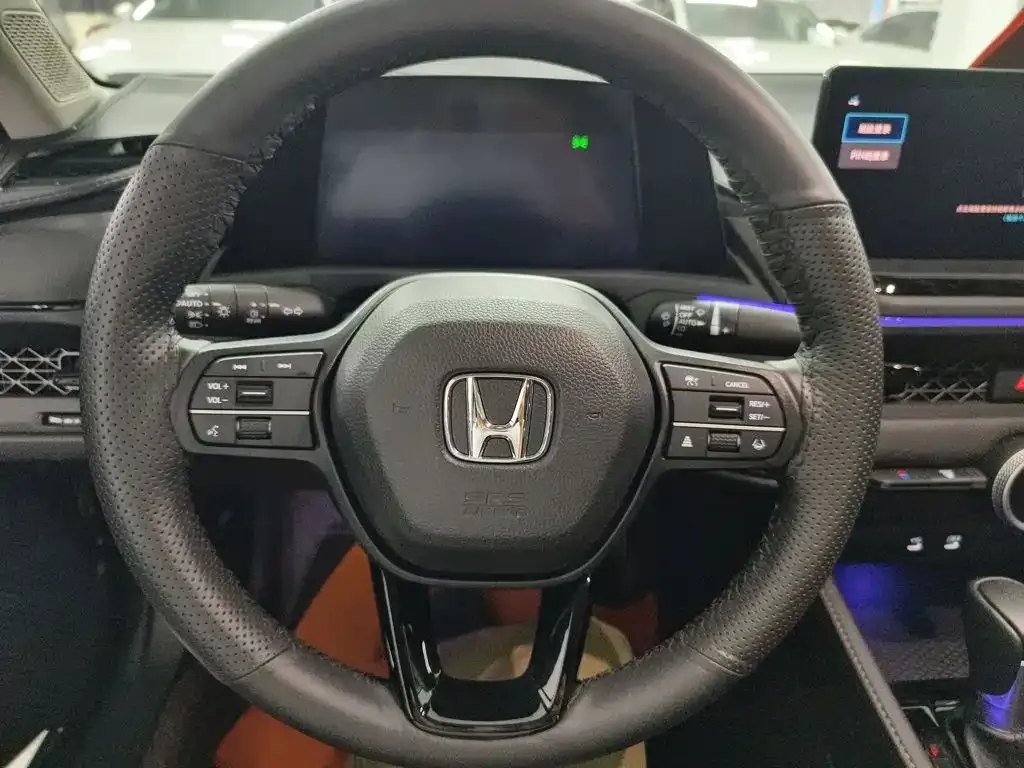 Honda Accord — фото 4