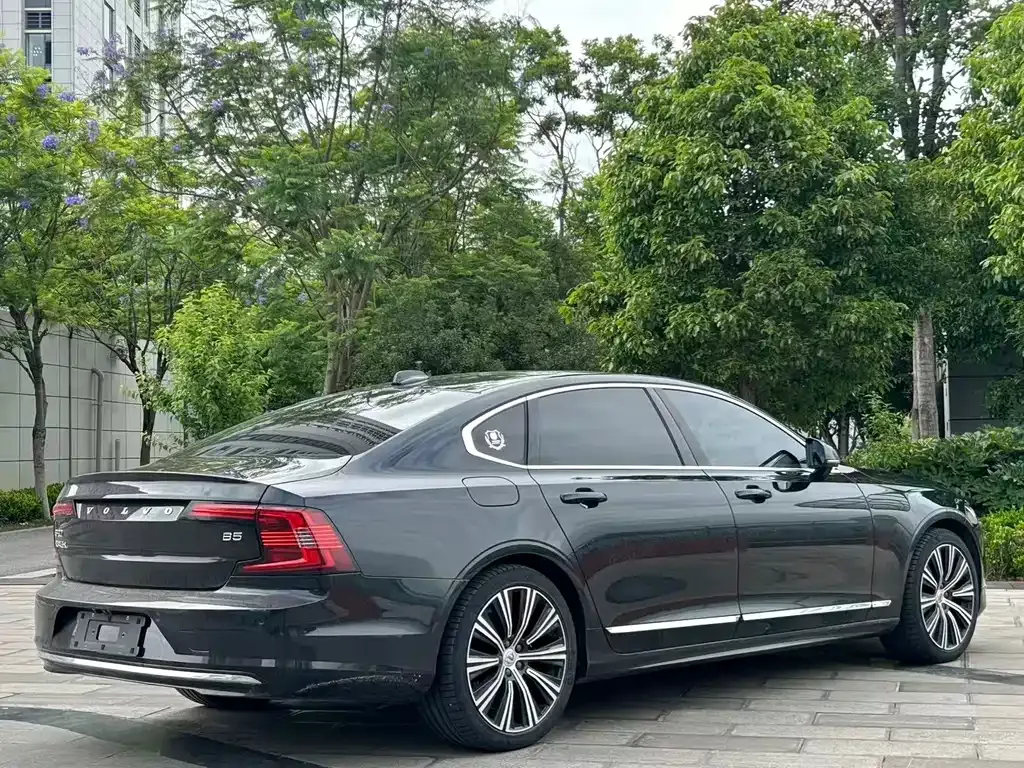 Volvo S90 — фото 10