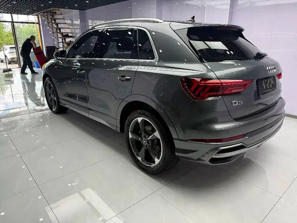 Audi Q3 — фото 3