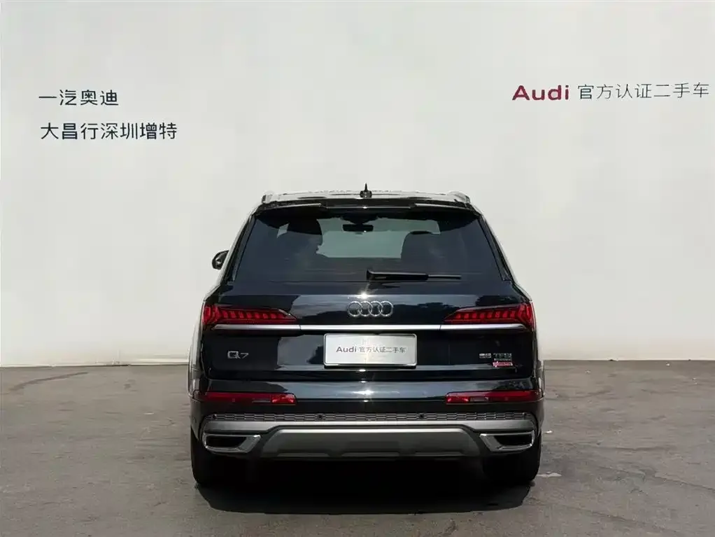 Audi Q7 — фото 2
