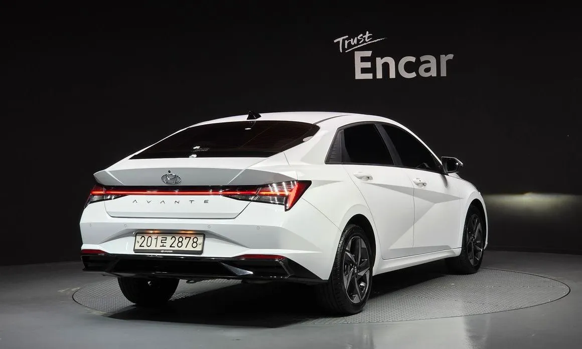 Hyundai AVANTE — фото 4