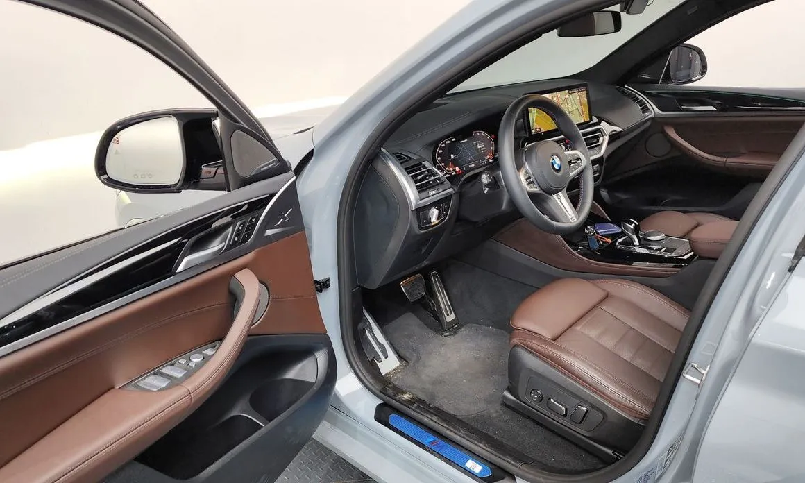 BMW X4 2025 из KR, фото 2
