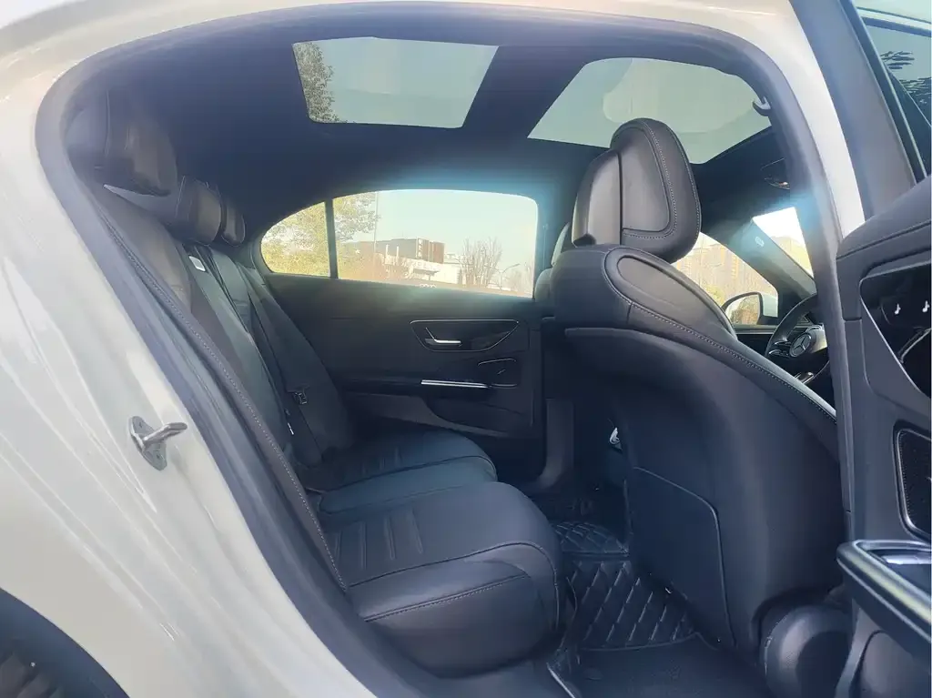 Mercedes-Benz C-Class — фото 6