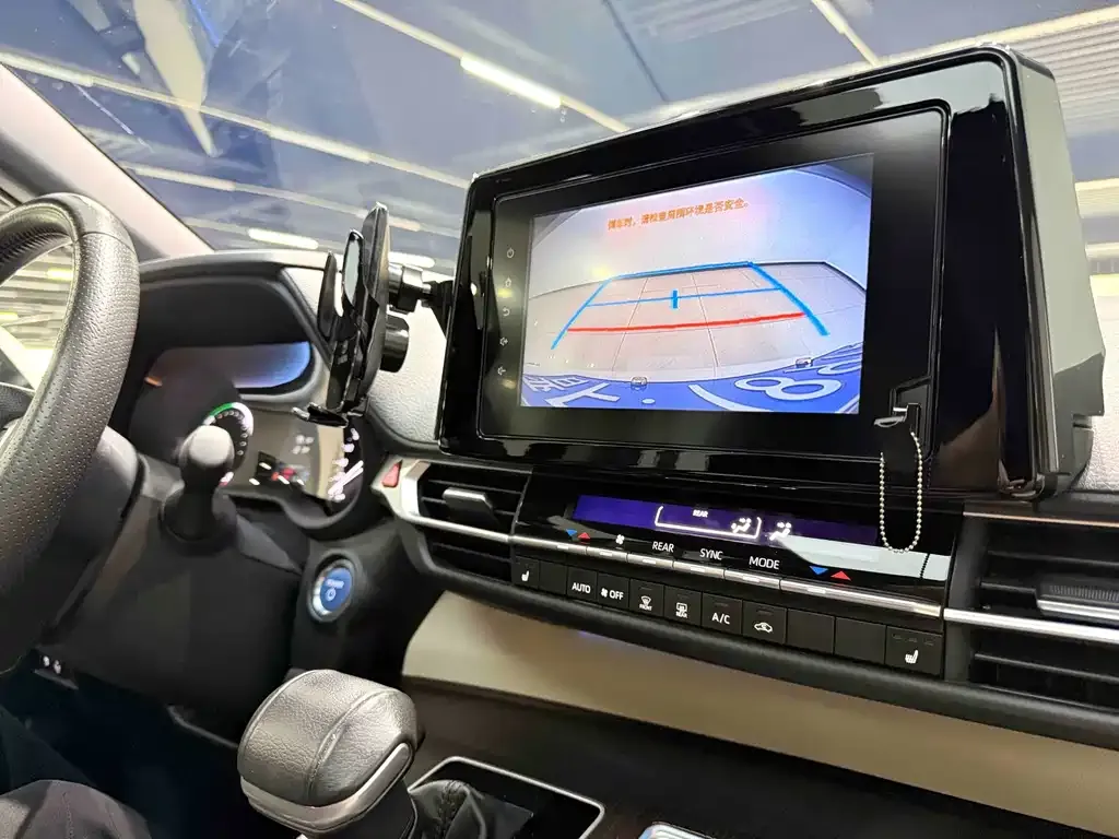 Toyota Sienna 2023 из CN, фото 7