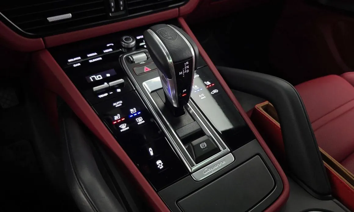 Porsche Cayenne 2023 из KR, фото 8