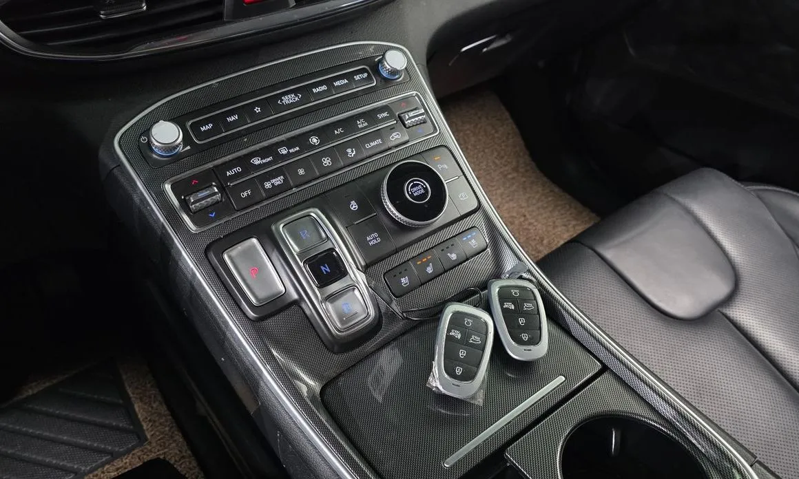 Hyundai Santafe 2023 из KR, фото 8