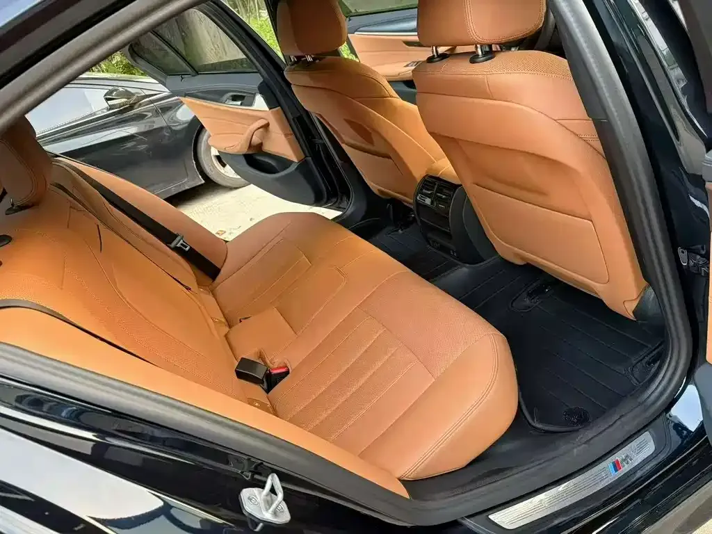 BMW 5 Series (Import) 2023 из CN, фото 7