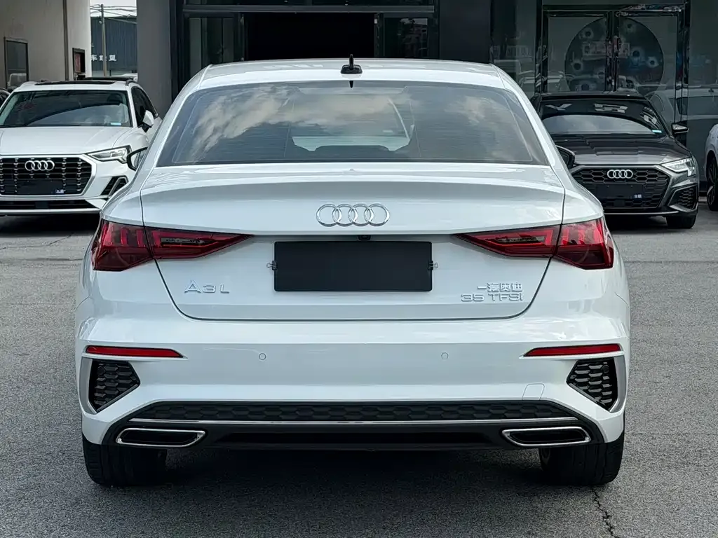 Audi A3 — фото 8