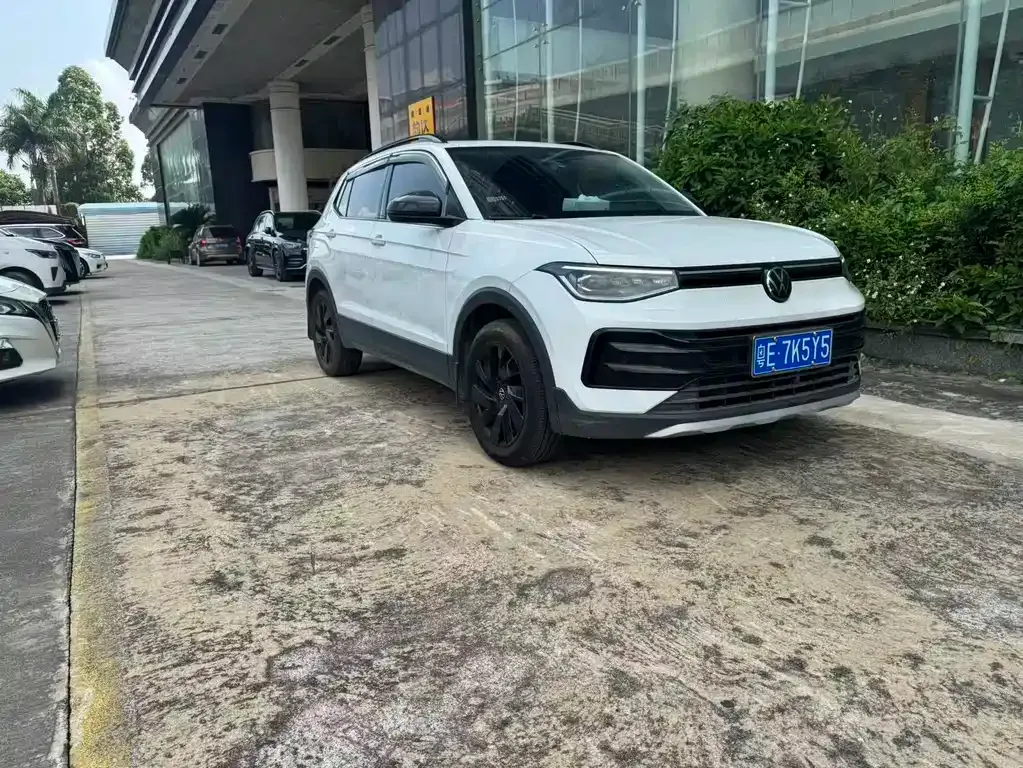 Volkswagen Tharu — фото 10