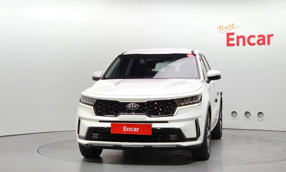 Kia Sorento — фото 5