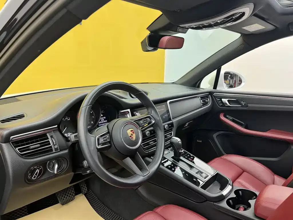Porsche Macan — фото 4